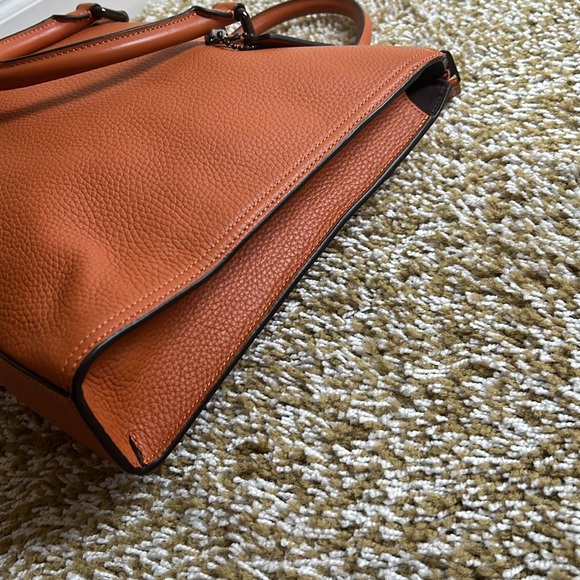 Coach - Picture 13 of 15